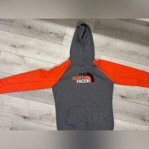 The north face women’s hoodie